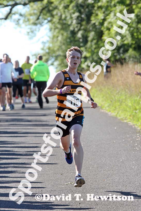 Asaac Dunn (Blaydon) 2nd in the 5k Run Northumberland Matfen. Photo: David T. Hewitson/Sports for All Pics
